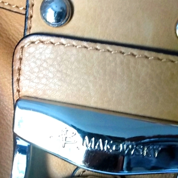 B MAKOWSKY BUTTERSCOTCH SOFT LEATHER MULTI-COMPARTMENTS HANDBAG SIZE LARGE EUC - Picture 4 of 16